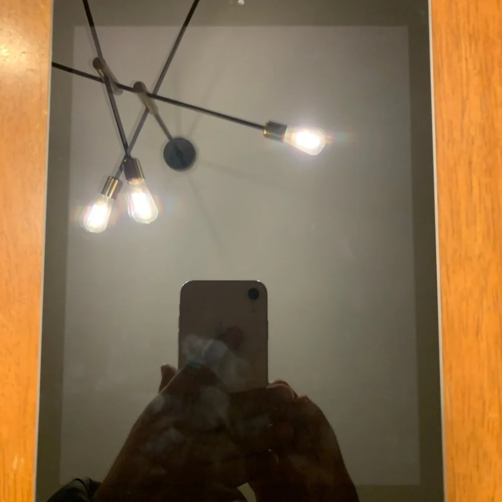 Apple iPad 6th Generation 32GB Unlocked Like New!